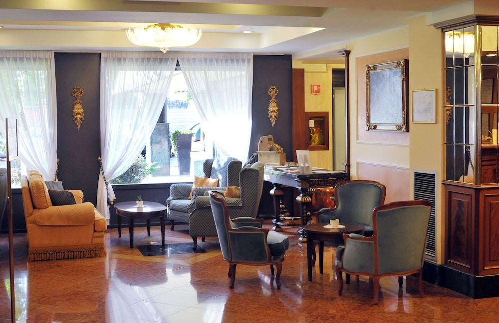 Hotel Santa Barbara 4*